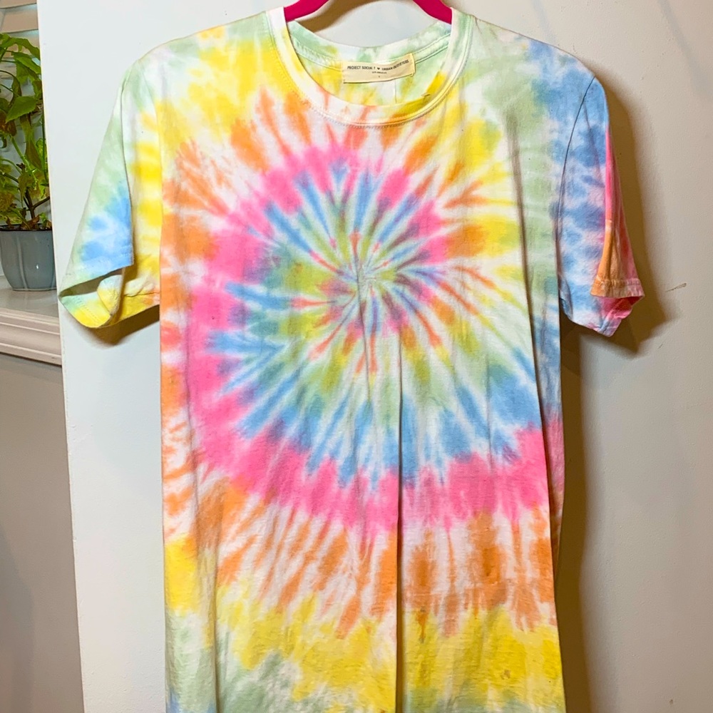 Project Social T x Urban Outfitters Tie Dye NEW WITH TAGS size small